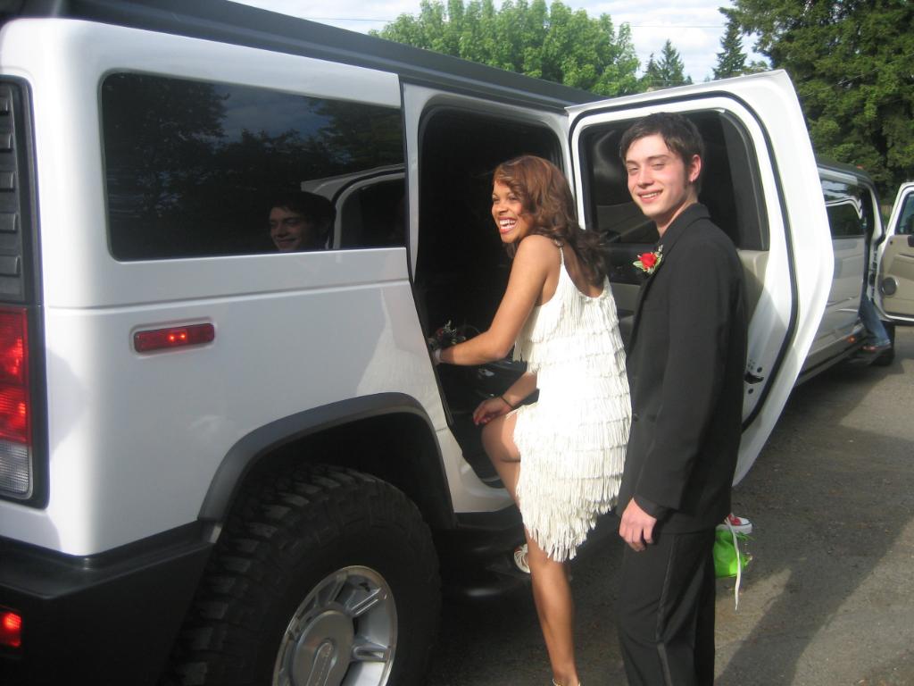 Suffolk County Prom Limo in Long Island NY